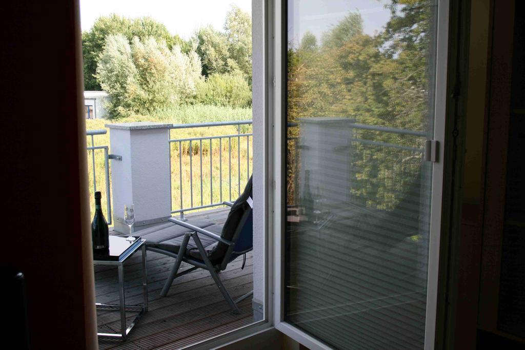 Uebernachtung Bei Michael - Ferienwohnung Rostock Luaran gambar